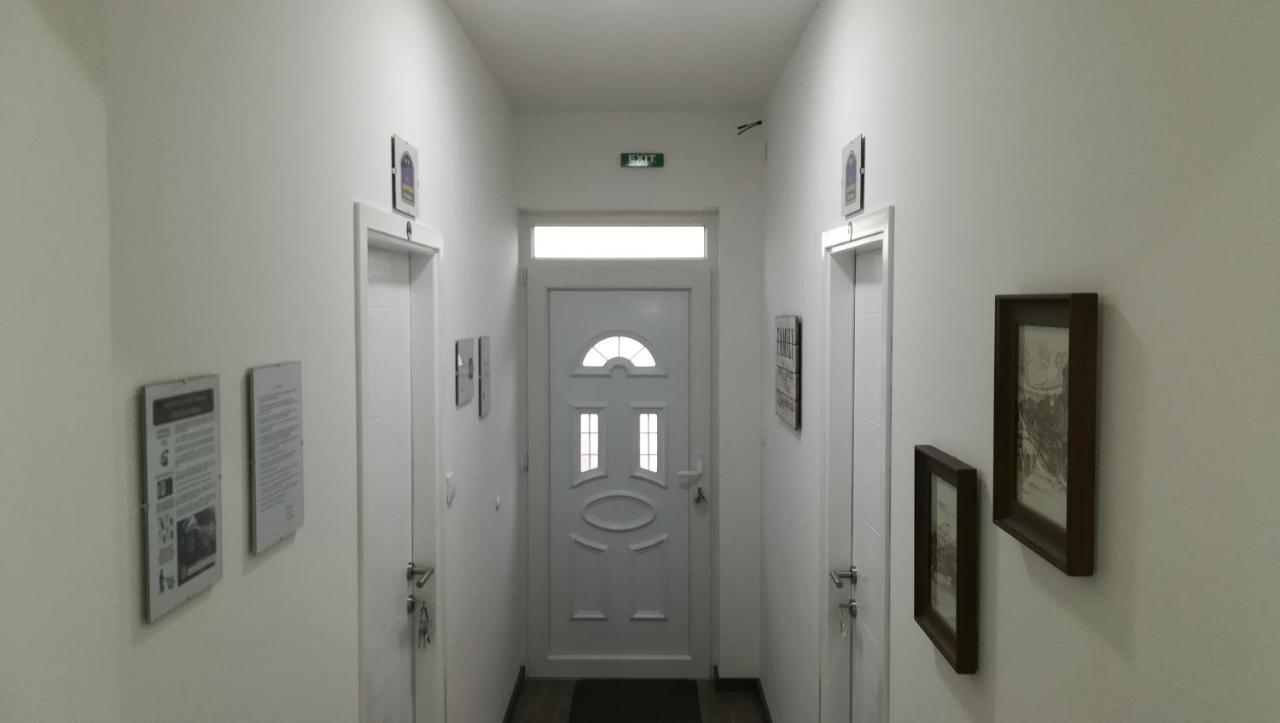 M4U Apartments Ni Exteriör bild