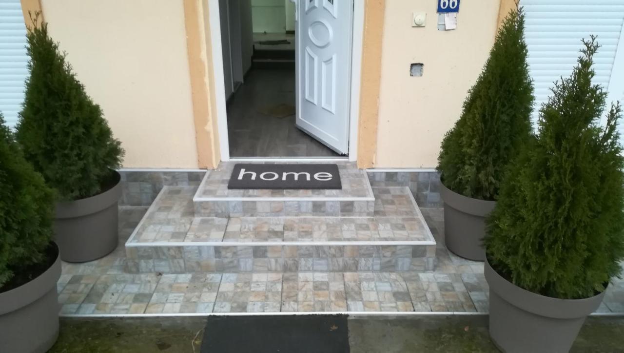 M4U Apartments Ni Exteriör bild